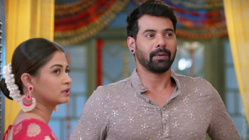 Shabbir Ahluwalia Celebrity Style In Kumkum Bhagya Episode 1500 2019 From Episode 1500 Charmboard Kumkum bhagya watch online live streaming, apne tv kumkum bhagya full episodes, zee tv drama kumkum bhagya desi serial, desi tashan desitv fun forum, kumkum bhagya hindi tv watch latest online kumkum bhagya 29th january 2021 full episode video by zee tv drama … stud