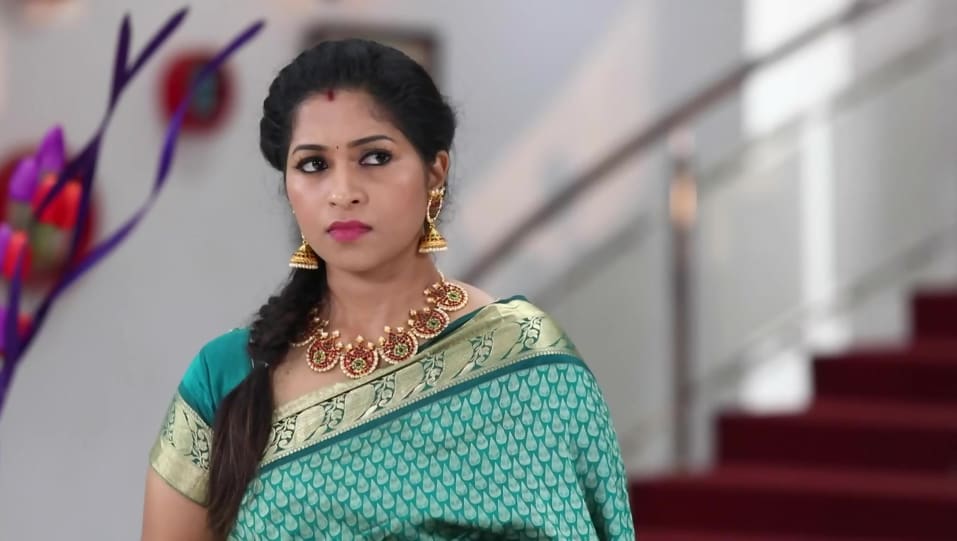 Deepthi Kapil Jewellery Accessories From Sembaruthi Episode 859 2020 Celebrity Jewellery Charmboard We also saw kaushal discussing how he either wants himself, sanjana deepthi or shyamala to be among the finalists. bangles