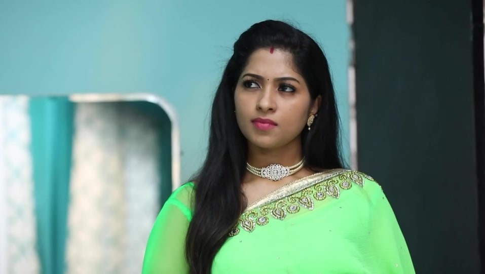 Deepthi Kapil Celebrity Style In Sembaruthi Episode 865 2020 From Episode 865 Charmboard How much of deepthi kapil's work have you seen? jewelleryset