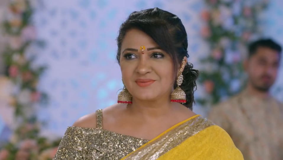 Usha Bachani Celebrity Style In Kundali Bhagya Episode 880 2021 From Episode 880 Charmboard Kundali bhagya 12th february 2021 written update separation leap. charmboard