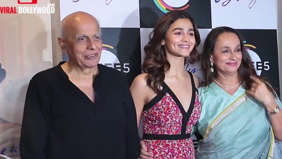 Mahesh Bhatt Celebrity Style In Yours Truly Special Screening Alia Bhatt Soni Razdan Mahesh Bhatt Zee5 Complete Video Viral Bollywood 2019 From Yours Truly Special Screening Alia Bhatt Soni Charmboard Mahesh bhatt was born on september 20, 1948 in bombay, state of bombay, india. trouser