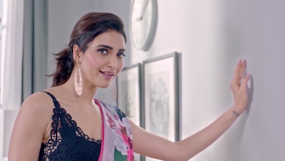 Karishma Tanna Celebrity Style In Karishma Tanna Style Secrets Ethnic Wear Flipkart 2019 From Karishma Tanna Style Secrets Ethnic Wear Charmboard She played a small cameo appearance in sanju as his best friend's girlfriend. saree
