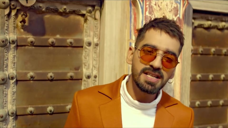 Celebrity Hairstyle Of Maninder Buttar From Laare Single 2019 Charmboard He was in punjabi music industry from last 5 years. blazer