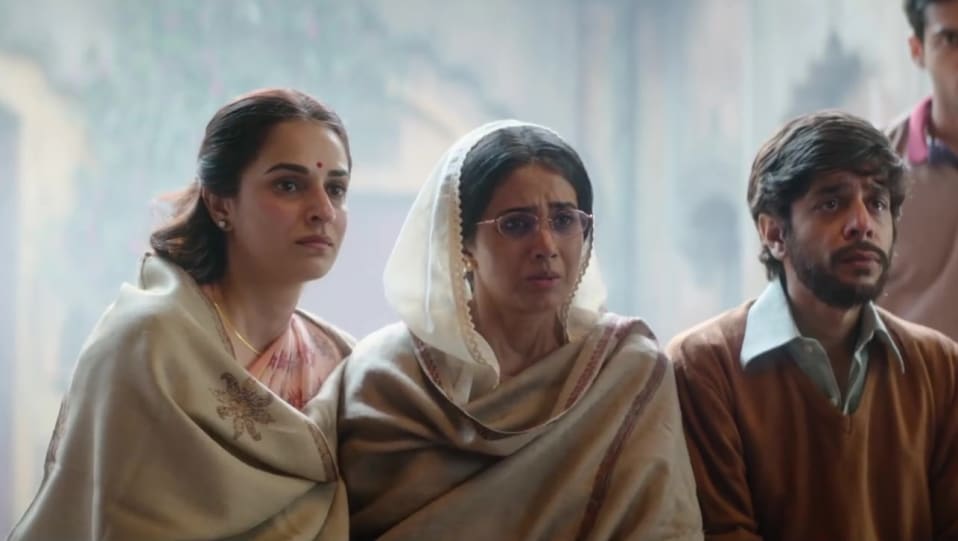 Kashmira Irani Celebrity Style In Aaya Na Tu Bharat 2019 From Aaya Na Tu Charmboard Kashmira irani on wn network delivers the latest videos and editable pages for news & events, including entertainment, music, sports, science and more, sign up and share your playlists. saree