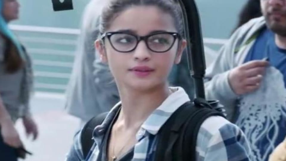 Alia Bhatt Celebrity Style In Tu Hi Hai Dear Zindagi 2016 From Tu Hi Hai Charmboard Love you zindagi (from dear zindagi) is a hindi album released in 2016. tees