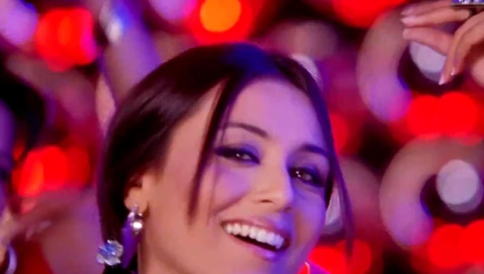 Actors Name Age Wiki Height Birth Place Career Details Rab Ne Bana Di Jodi Phir Milenge Chalte Chalte 2011 Charmboard Bipasha basu, rani mukherjee, lara dutta vb. actors name age wiki height birth