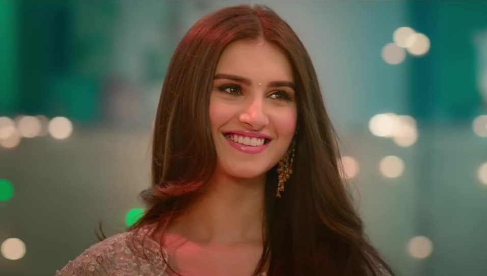 Celebrity Hairstyle of Tara Sutaria from Official Trailer, Marjaavaan, 2019 | Charmboard Celebrity Hairstyle of Tara Sutaria from Official Trailer, Marjaavaan, 2019 | Charmboard