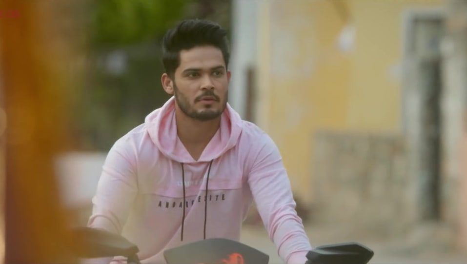 Actors Name Age Wiki Height Birth Place Career Details Meri Hasi Single 2019 Charmboard 5 ft 5 in / 165 cm. meri hasi single 2019 charmboard