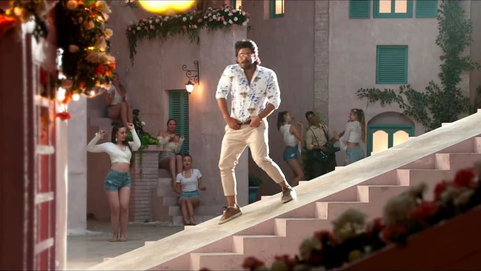 Actors Name Age Wiki Height Birth Place Career Details Buttabomma Ala Vaikunthapurramuloo 2020 Charmboard 5′ 9″ height in meters: buttabomma ala vaikunthapurramuloo