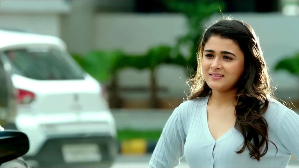 Shalini Pandey Age Height Shalini Pandey Biography Age
