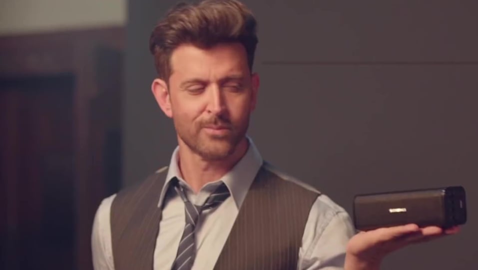 Celebrity Hairstyle of Hrithik Roshan from Commercial, Zebronics, 2019 |  Charmboard