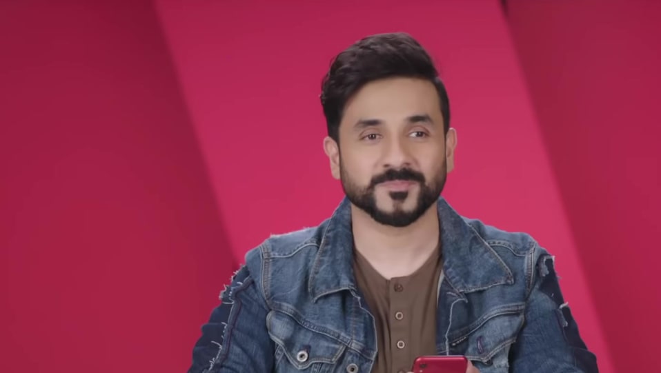 Actors Name Age Wiki Height Birth Place Career Details Interview Netflix India 2020 Charmboard Height, weight and net worth of our heroes. charmboard