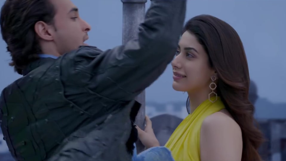 Warina Hussain Celebrity Style In Tera Hua Loveratri 2018 From Tera Hua Charmboard #terahuaatifaslam | #whatsappstatusvideo #loveratri #dheeredheereseterahua details & credits: dress