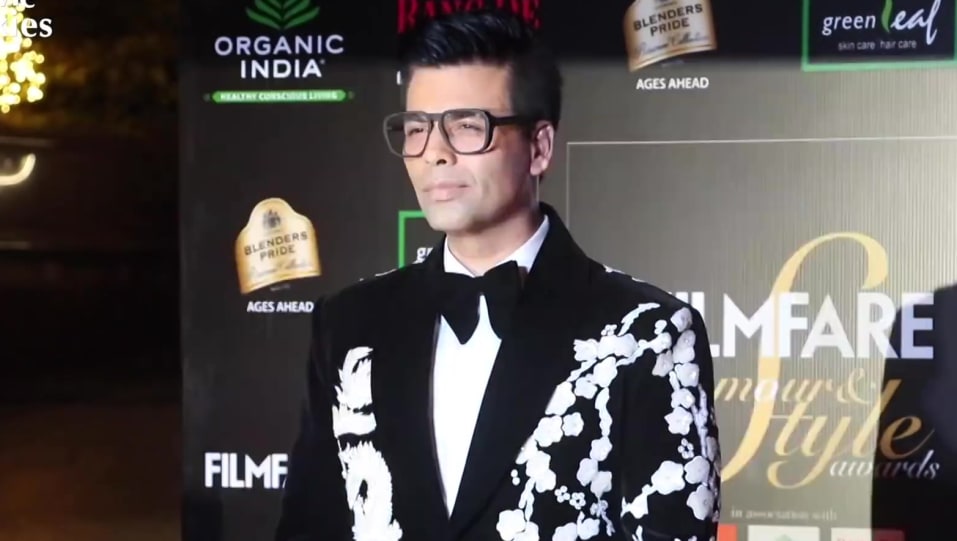 Karan Johar Celebrity Style In Filmfare Glamour And Style Awards Movie Talkies 2019 From Filmfare Glamour And Style Awards Charmboard Keep track of your favorite shows and movies, across all your devices. charmboard