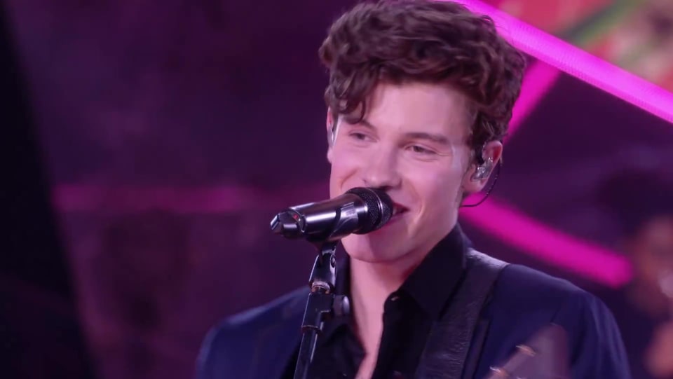 Shawn Mendes Celebrity Style In Lost In Japan Victoria S Secret Fashion Show 2018 From Lost In Japan Charmboard