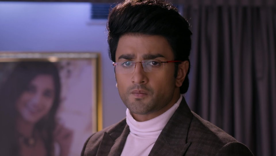 Actors Name Age Wiki Height Birth Place Career Details Guddan Tumse Na Ho Payegaa Episode 373 2020 Charmboard Miley jab hum tum episode gunjan joins excel collegeindian drama starplus.