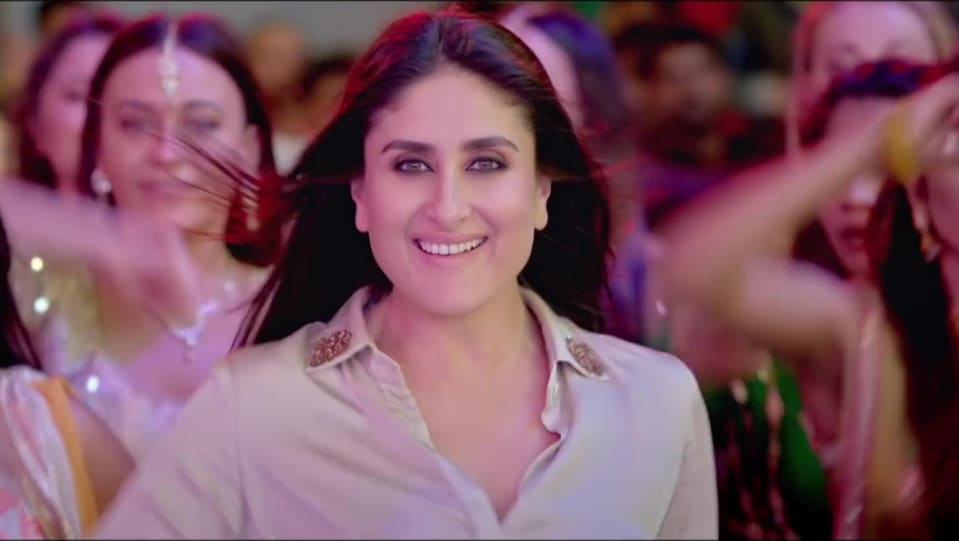 Kareena Kapoor Khan in Red Lehengacholi