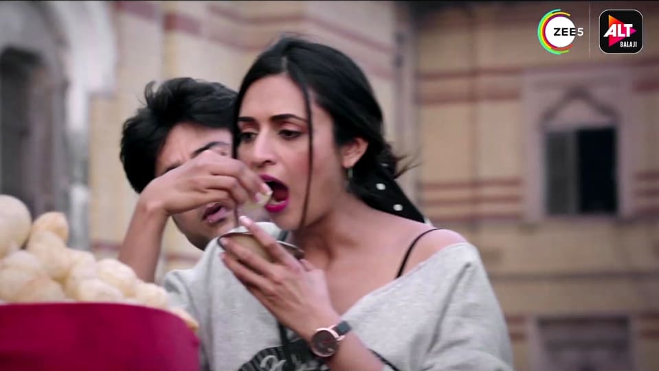 Divyanka Tripathi Celebrity Style In Teaser Cold Lassi Aur Chicken Masala 2019 From Teaser Charmboard Divyanka tripathi has been toggling herself amid the shoot of yeh hai mohabbatein (her daily soap) and cold lassi aur chicken masala (her digital series) these days. sweatshirts