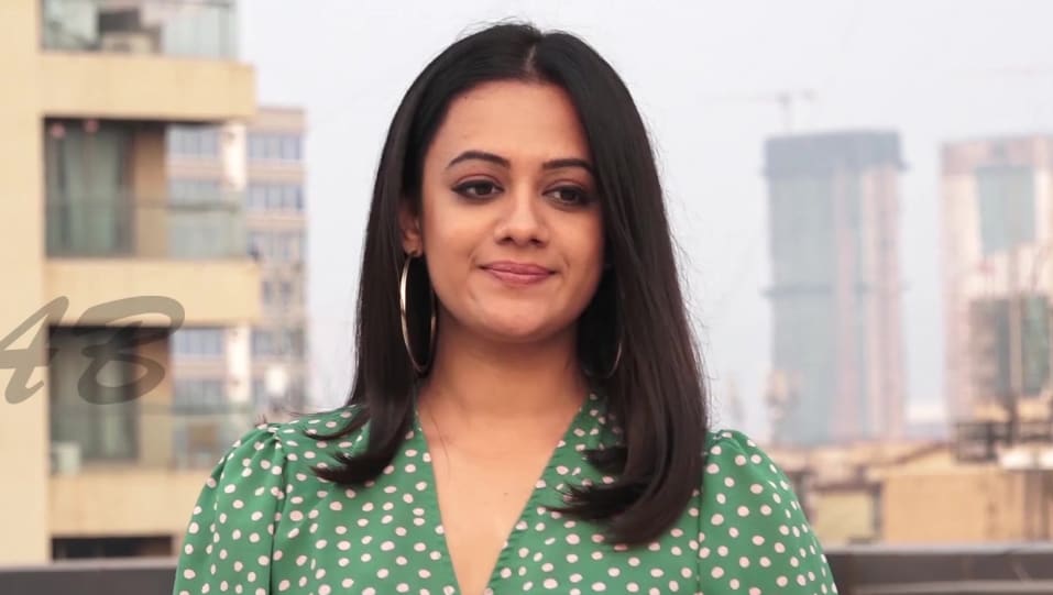 Spruha Joshi In Green Dress Outfit Celebrity Clothing Charmboard Spruha joshi is an indian tv actress. dress