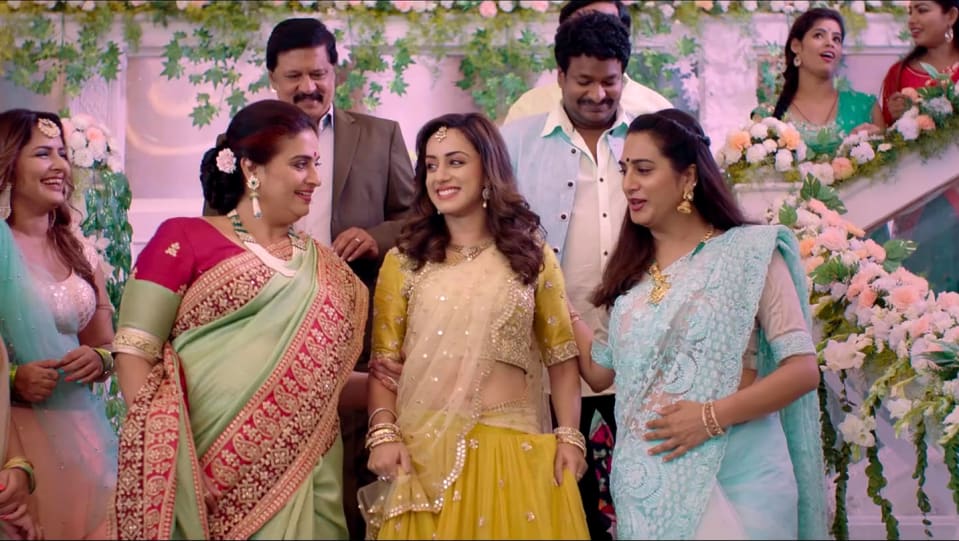 Sargun Kaur Luthra Celebrity Style In Official Trailer Aswathama 2020 From Official Trailer Charmboard 2,591 likes · 5 talking about this. bra