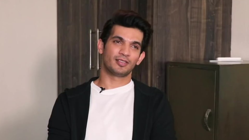 Arjun Bijlani Celebrity Style In Interview India Forums 2020 From Interview Charmboard 1,603,289 likes · 23,495 talking about this.