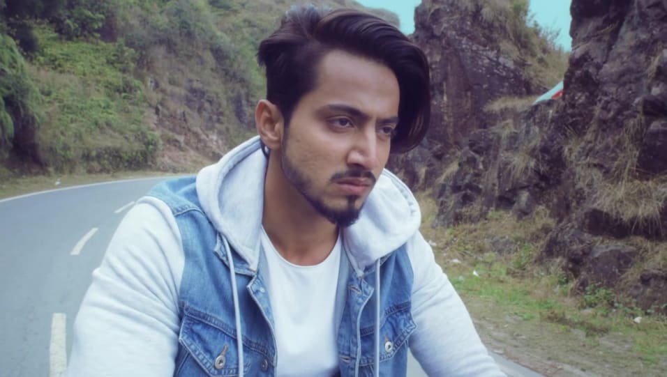 Celebrity Hairstyle Of Mr Faisu From Bewafai Single 2020 Charmboard Jannat zubair forgets mr faisu flirting with millind gaba |zindagi di paudi song success. jacket