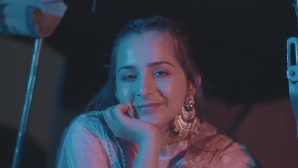 Sruishty Mann Celebrity Style In Malwai Single 2020 From Malwai Charmboard Play sruishty mann hit new songs and download sruishty mann mp3 songs and music album online on gaana.com. palazzos