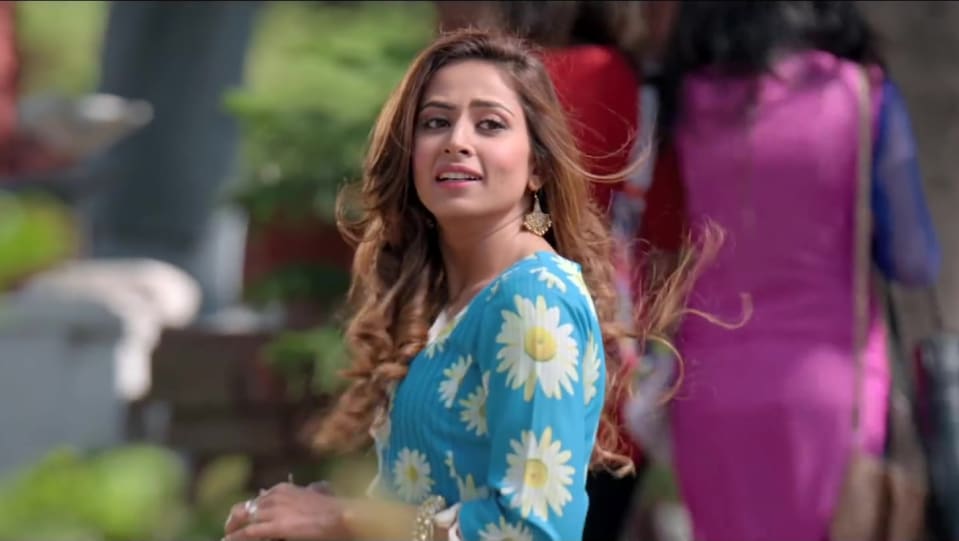 Sargun mehta kurtis hot sale