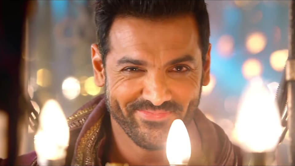 Get John Abraham Hair Hairstyle In Pagalpanti Walla Walla
