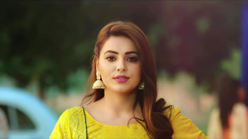 Celebrity Hairstyle of Ginni Kapoor from Mitra Ne Dil Mangeya, single, 2019  | Charmboard