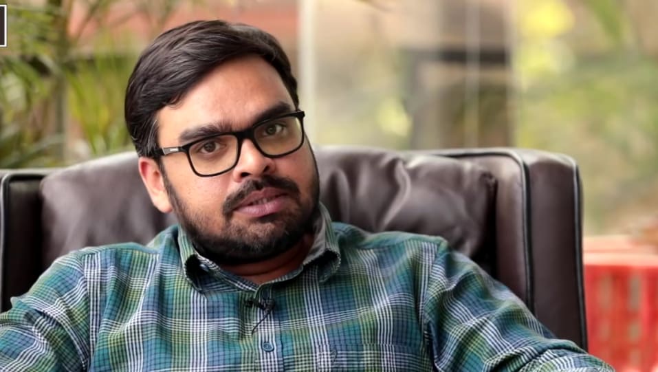 Hemanth Kumar Celebrity Style In Interview Film Companion South 2020 From Interview Charmboard The film companion south roundtable with baradwaj rangan. charmboard