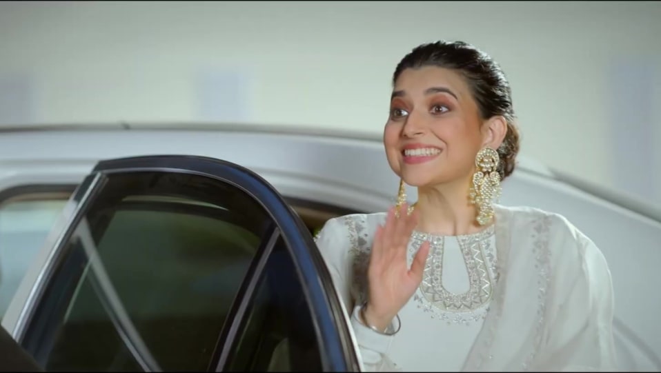 Nimrat Khaira Celebrity Style In Time Chakda Single 2020 From Time Chakda Charmboard Ajj kal ajj kal performed by nimrat khaira & bunty bains lyrics penned by bunty bains & music produced by desi crew make tik. anarkali