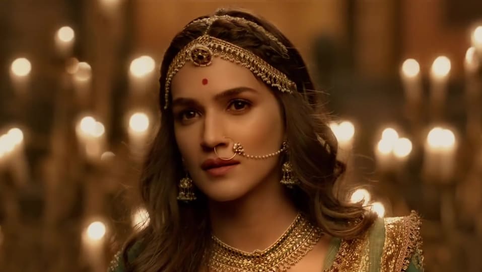 kriti sanon housefull 4 lehenga