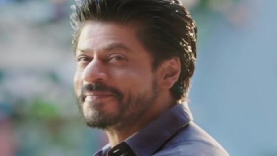 Shah Rukh Khan - Celebrity Style in Janam Janam, Dilwale, 2015 from Janam  Janam. | Charmboard