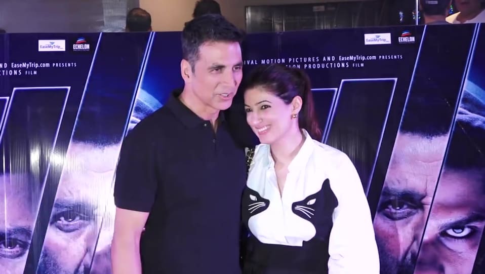 Actors Name Age Wiki Height Birth Place Career Details Twinkle Khanna Makes Fun Of Akshay Kumar At Blank Movie Premiere Bollywood Insight 2019 Charmboard Twinkle was born to rajesh khanna and his wife dimple on his 32nd birthday. charmboard