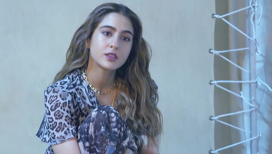 Get Sara Ali Khan Tousled Wavy Hair Hairstyle In Grazia India