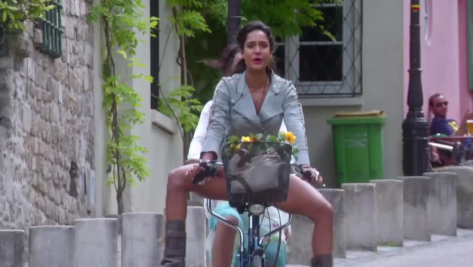 Queen Taake Jhanke 2014 Filming Locations Top Places To Visit In La Maison Rose France F# c# dekho toh b phurr se bhaage f# c# ho tum yeh phataphat kaise dekho b f# c# taake jhanke dekho toh. charmboard