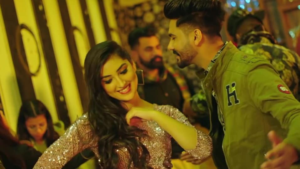 Isha Sharma Celebrity Style In Gold De Kangne Single 2020 From Gold De Kangne Charmboard Tere wangu bittu cheemeya oh vi hone challa. dress