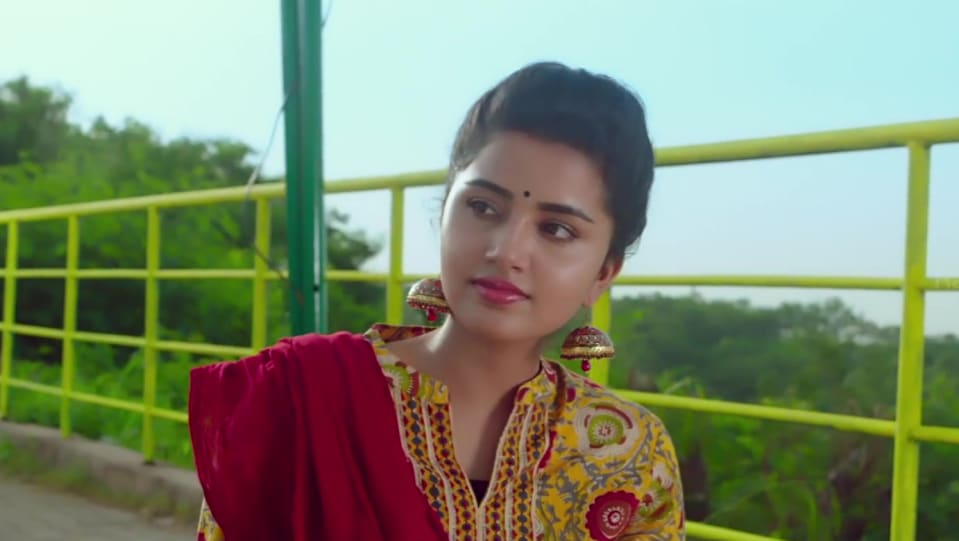 Anupama Parameshwaran Celebrity Style In Rayyi Rayyi Mantu Vunnadhi Okate Zindagi 2017 From Rayyi Rayyi Mantu Charmboard The film released on 27 october 2017. kurta