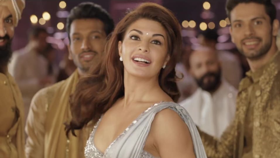 Jacqueline Fernandez In Silver Saree Outfit Celebrity Clothing Charmboard She established herself as a promising actress in indian cinema. saree