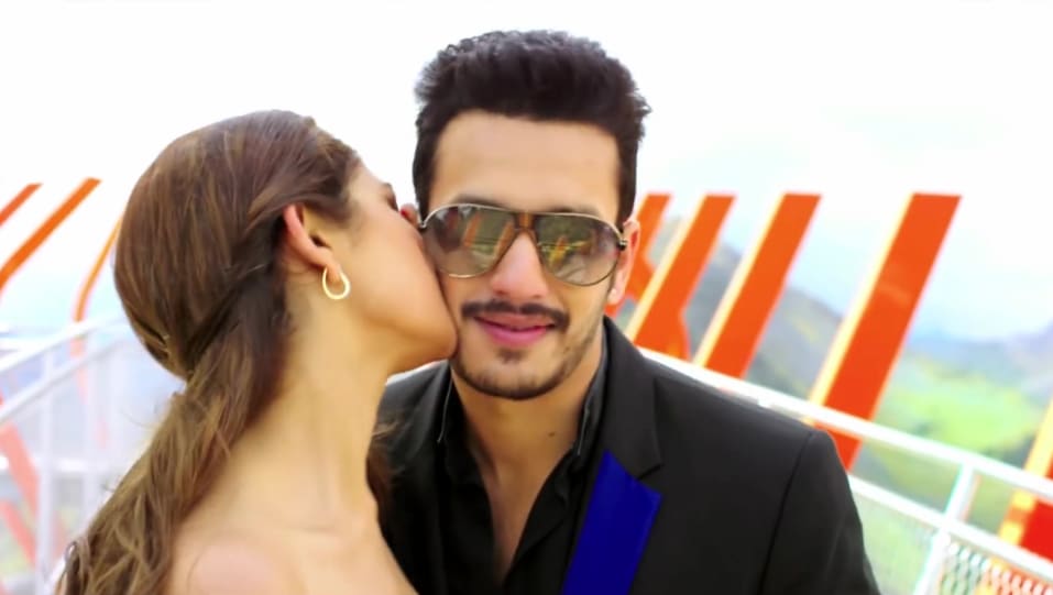 Akhil Akkineni Celebrity Style In Padessavae Akhil The Power Of Jua 2016 From Padessavae Charmboard Padessavae full video song hd ll akhil ll akhil akkineni , sayesha dj sibi music подробнее. blazer