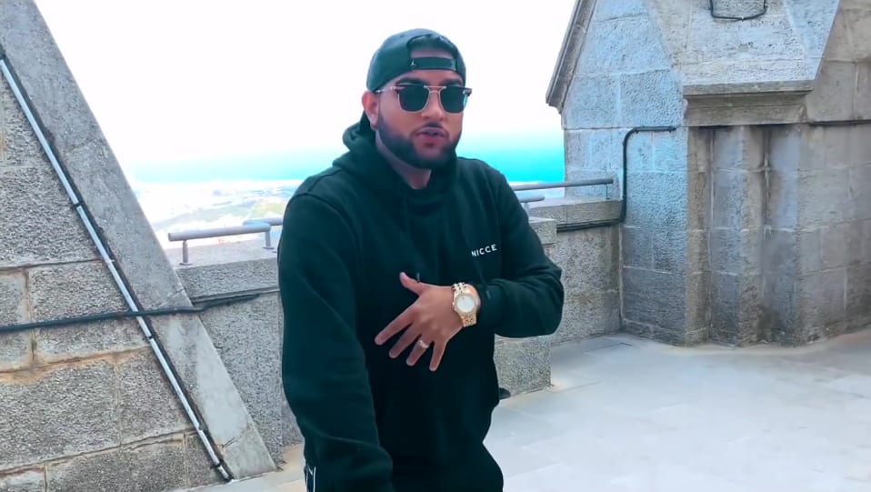 Actors Name Age Wiki Height Birth Place Career Details Kaim Life Single 2019 Charmboard Hukam karan aujla rehaan records bhangra cover by roar bhangra club. charmboard