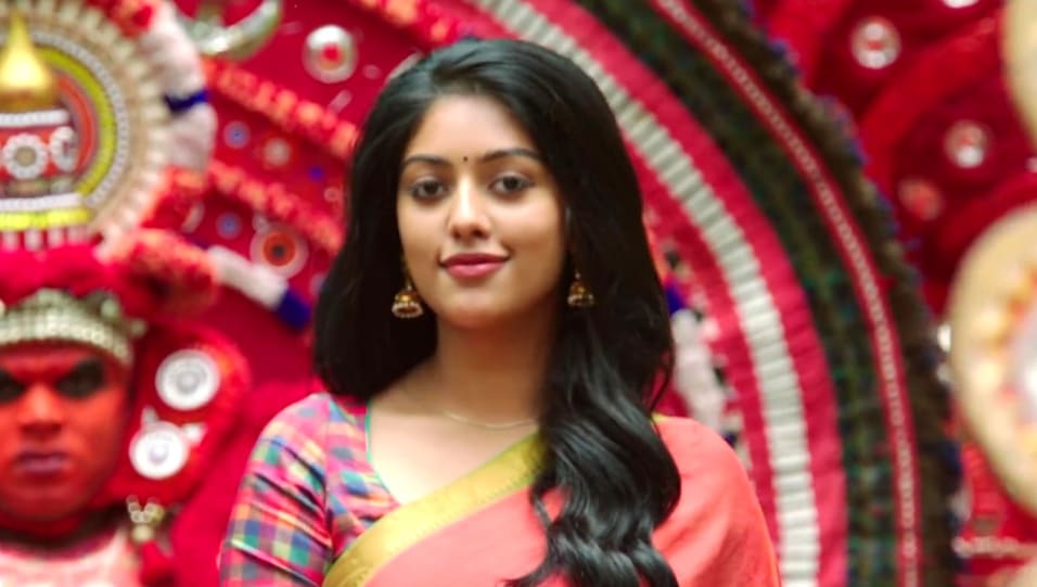 Actors Name Age Wiki Height Birth Place Career Details Mailaanji Namma Veettu Pillai 2019 Charmboard In namma veettu pillai, pandiraj follows the same formula that gave him blockbuster success in his previous film — kadaikutty singam. mailaanji namma veettu pillai 2019