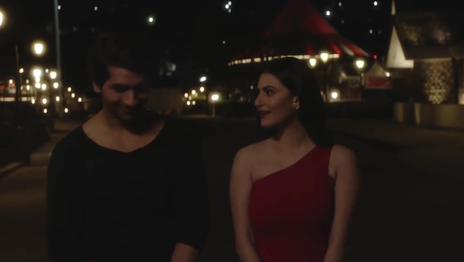 Shivaleeka Oberoi Celebrity Style In Yeh Saali Aashiqui Yeh Saali Aashiqui 2019 From Yeh Saali Aashiqui Charmboard Yeh saali aashiqui (2019) hindi when sahil met mittee in hotel management school, it was love at first sight for both of them. dress