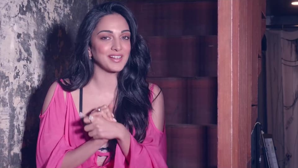 Social Buzz Kiara Advani Latest News Images Updates Posts Photoshoot Fhm India 2019 Charmboard Kiara advani (born alia advani on 31 july 1992) is an indian actress who predominantly appears in hindi along with some.