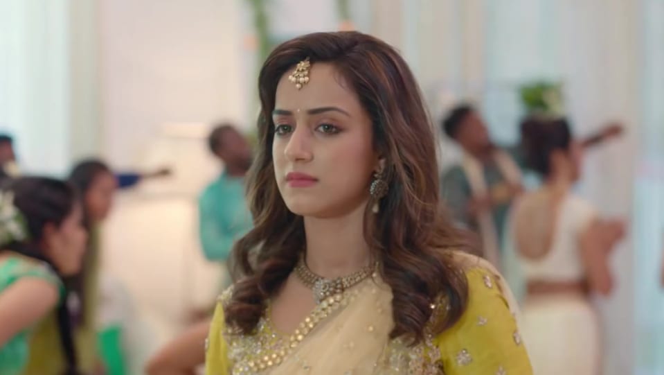 Sargun Kaur Luthra Celebrity Style In Maahi Aswathama 2020 From Maahi Charmboard Primary details cover image related titles cast crew genres tags release information services external links production information. jewelleryset