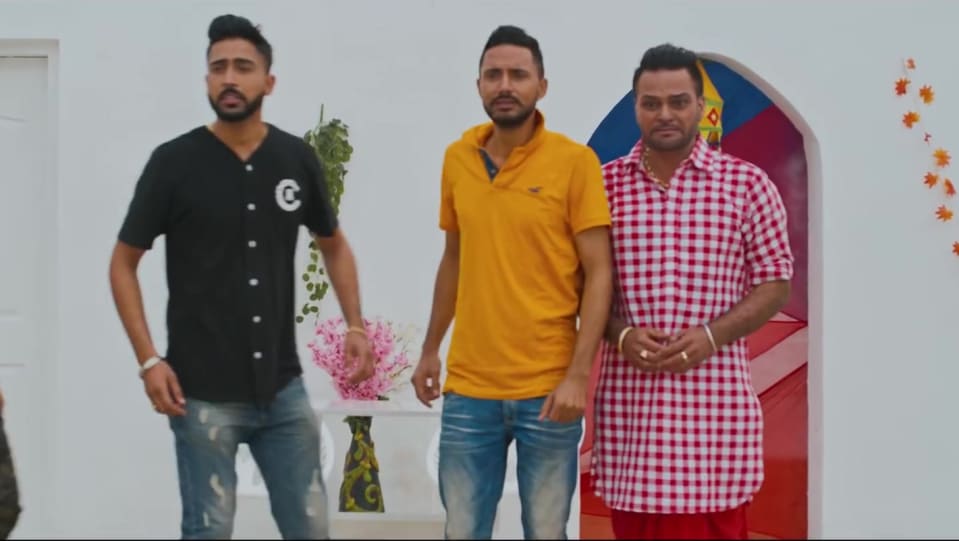 Gurchet Chitarkar Celebrity Style In Baapu Shaktiman Family 420 Once Again 2019 From Baapu Shaktiman Charmboard Family 420 once again (original motion picture soundtrack). kurta