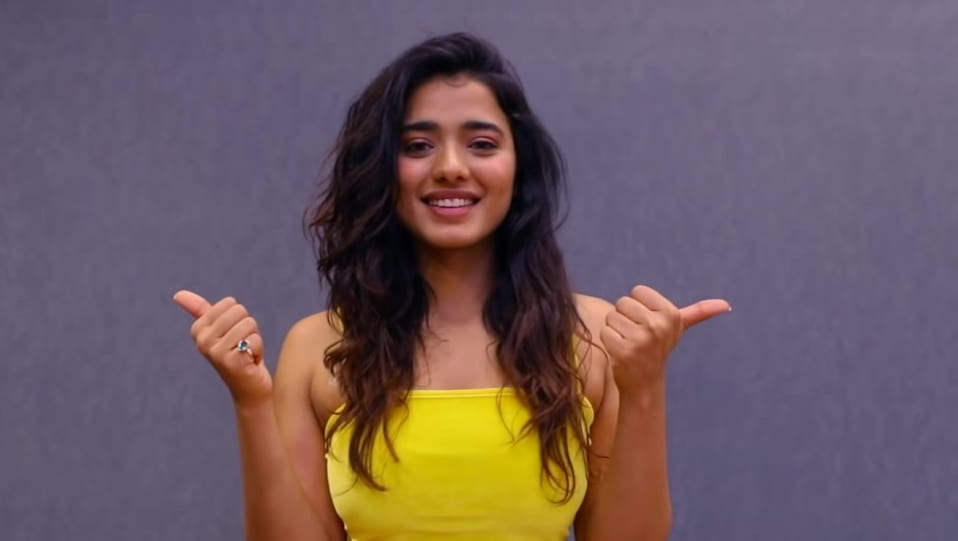 Celebrity Hairstyle Of Ketika Sharma From Laal Bindi Dance Cover Melvin Louis 2019 Charmboard Naman kumar visual hit the like. charmboard