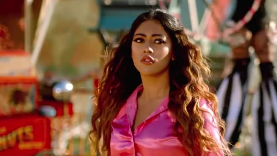 Anu Emmanuel Celebrity Style In Lover Also Fighter Also Naa Peru Surya Naa Illu India 2018 From Lover Also Fighter Also Charmboard • vakkantham vamsi interview • trailers • videos • music launch • pre release function • press meet 1 • press meet 2 • working photos cast: casualshirts