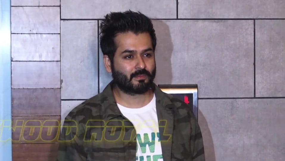 Actors Name Age Wiki Height Birth Place Career Details Yami Gautam Vicky Kaushal Others At Success Party Of Uri Bollywood Royal 2019 Charmboard